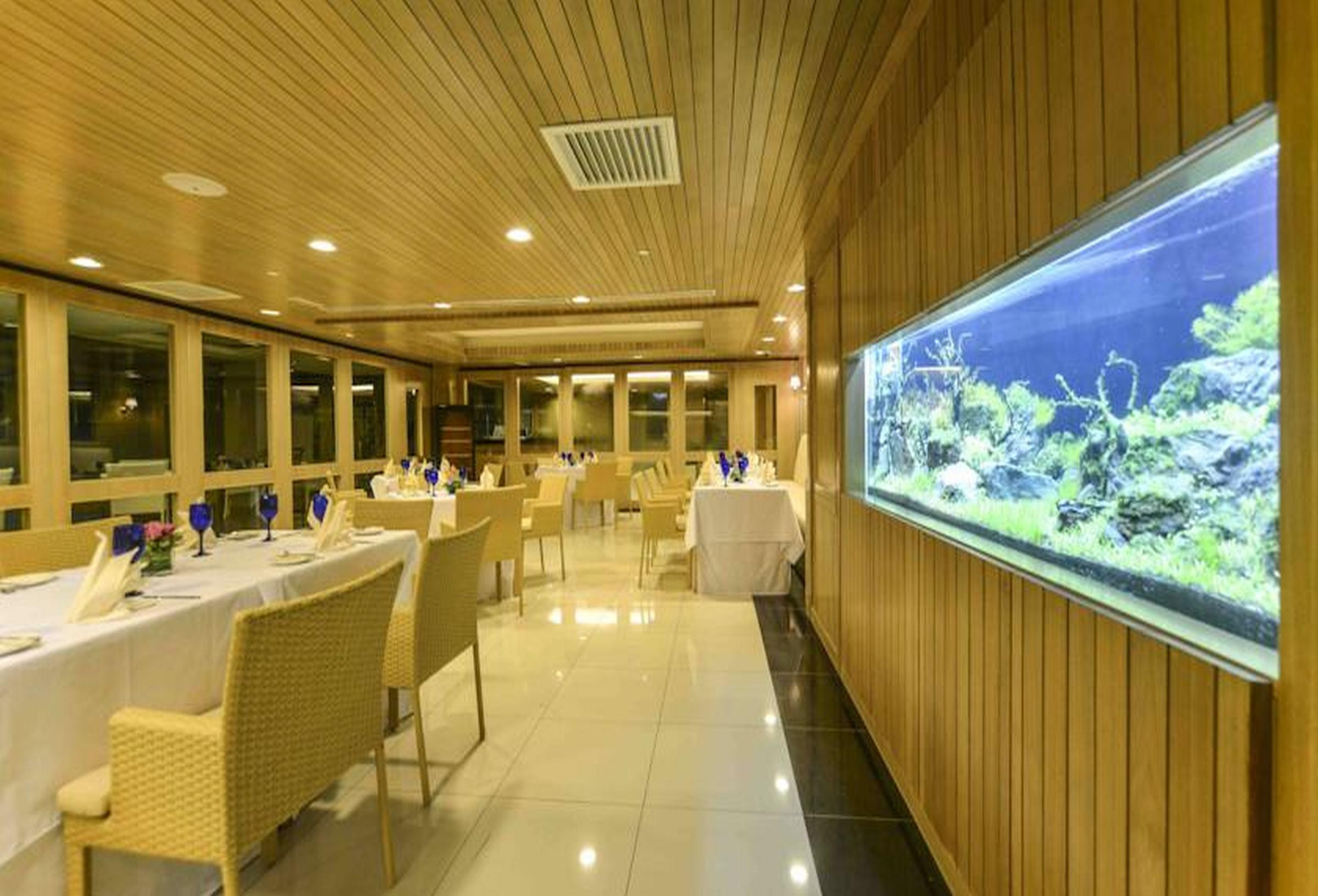 Royale Chulan Penang Hotel Джордж Таун Екстериор снимка