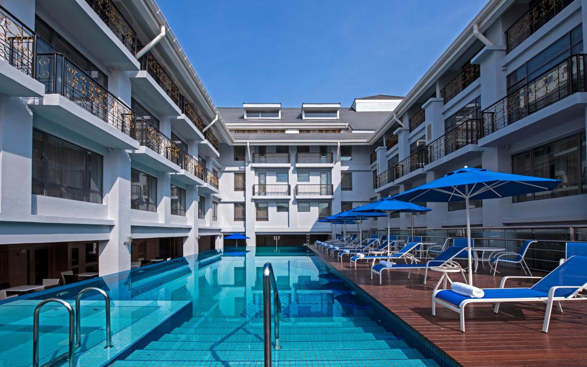 Royale Chulan Penang Hotel Джордж Таун Екстериор снимка